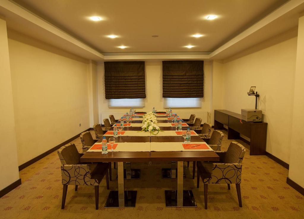 Safir Hotel Gaziantep Buitenkant foto